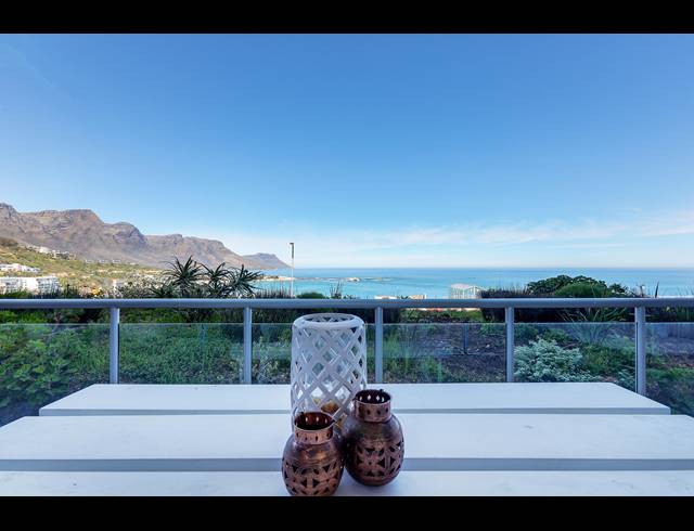 2 BEDROOM APARTMENT FOR SALE IN CLIFTON